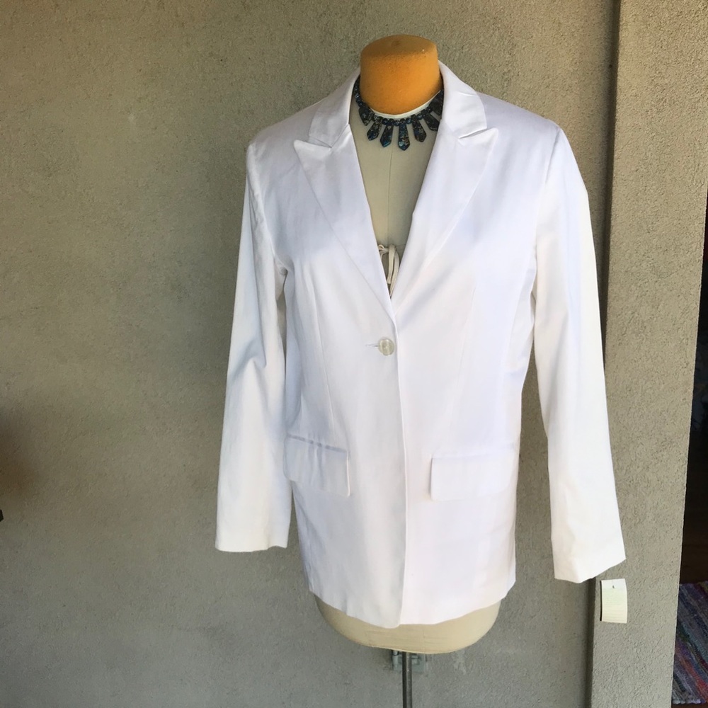 NWT, Silk Club White Jack, sport coat. Size 14